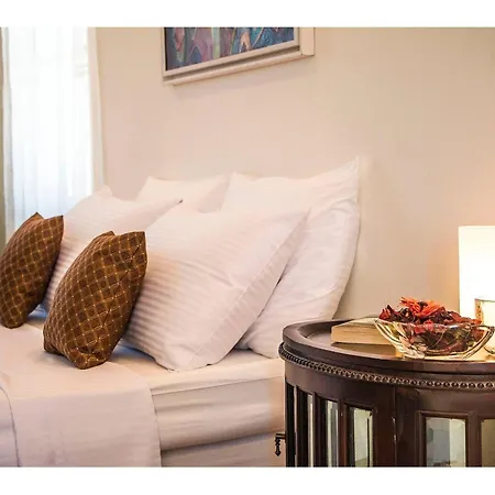 Charming Spliten Style *